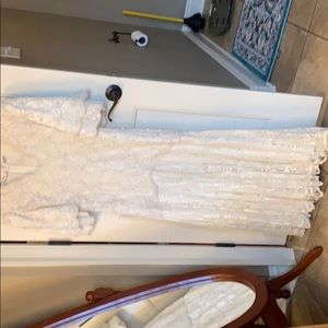 Med. Off-white full beaded dress Lawrence Kozar